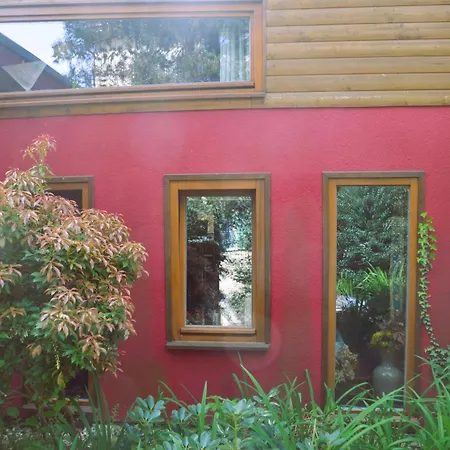 Rotes Kreativ-ferienhaus Ferienhaus Bad Lausick