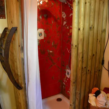 Holiday home Rotes Kreativ-ferienhaus