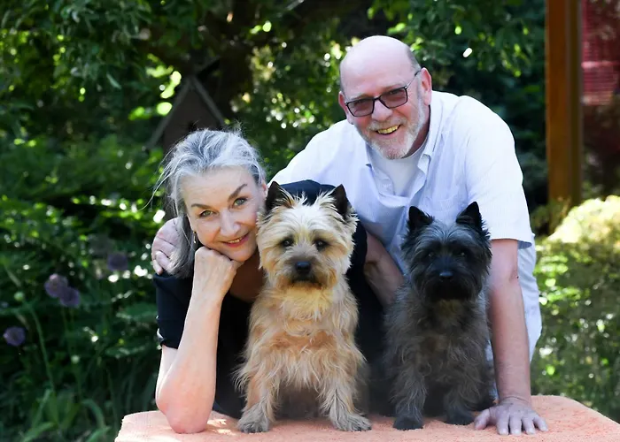 Rotes Kreativ-ferienhaus Tatil Evi