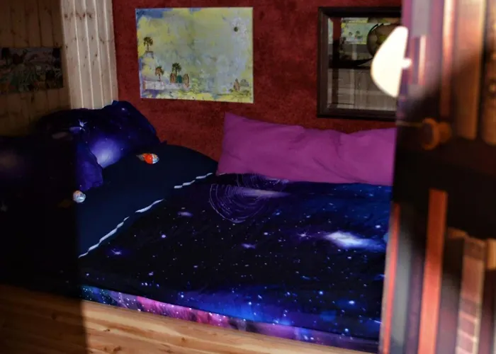 Rotes Kreativ-ferienhaus * Bad Lausick