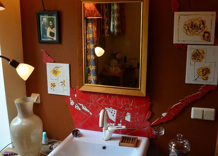 Tatil Evi Rotes Kreativ-ferienhaus Bad Lausick